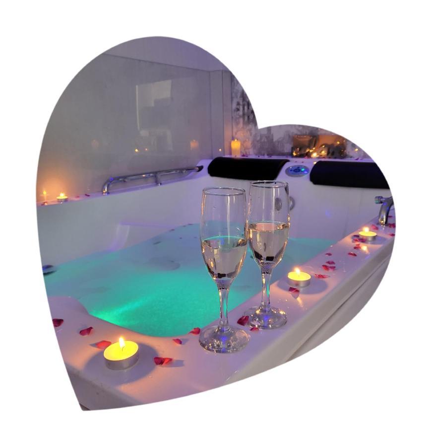Vip Apartment For Lovers In Кишинёв Экстерьер фото